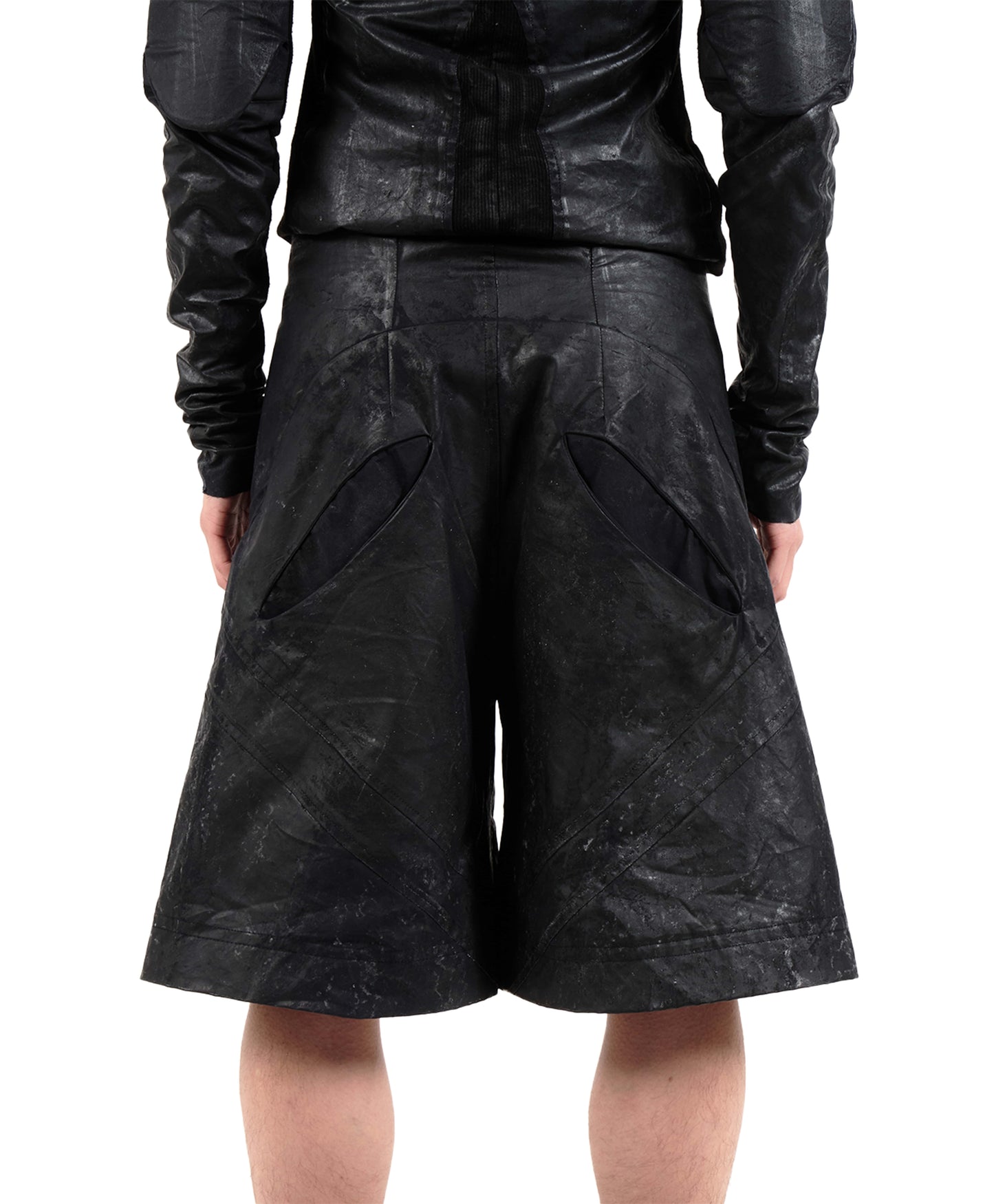 HYBRID SHORT